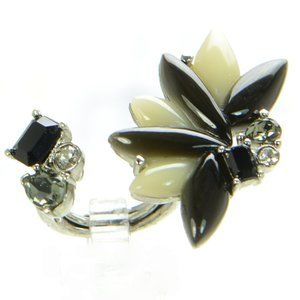 Oscar de la Renta Crystal & Resin Flower Ring